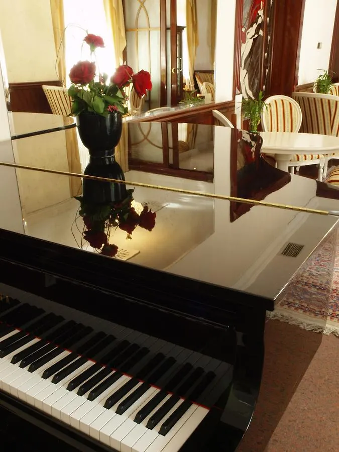 Hotel Mozart Opatija