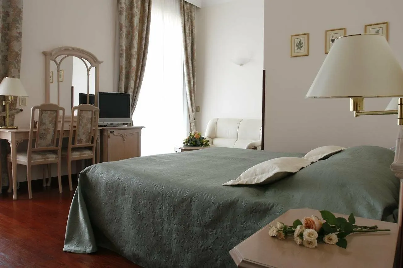 ****  Hotel Mozart Opatija Kroatien